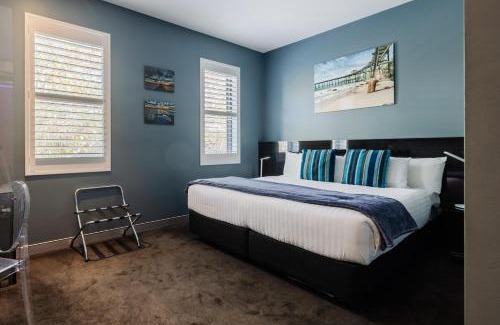 The Junction Hotel | Experience Comfort at the Junction Hotel - 4-Star Retreat