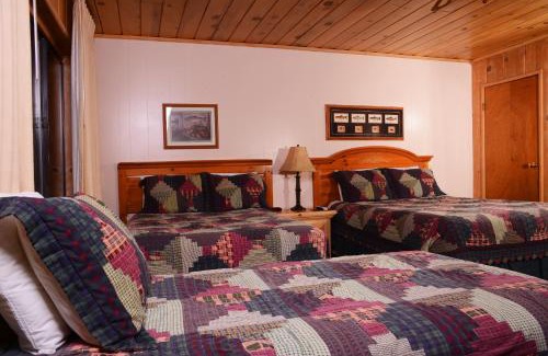 June Lake Hotel | Relaxing June Lake Motel with Family-Friendly Amenities