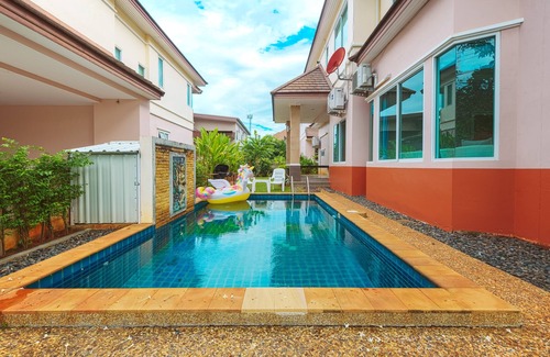 Downtown Krabi Villa | Relax at June Pool Villa with Private Pools & Family-friendly Amenities
