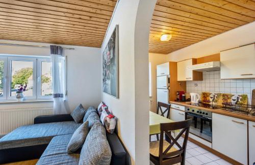 Neukirch Apartment | Jung 1