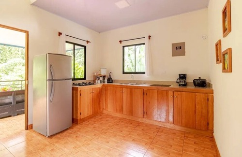 Puerto Viejo de Talamanca Apartment | Jungle Perch Apartment w/AC, Fiber Optic Internet &nGarden full of Wildlife