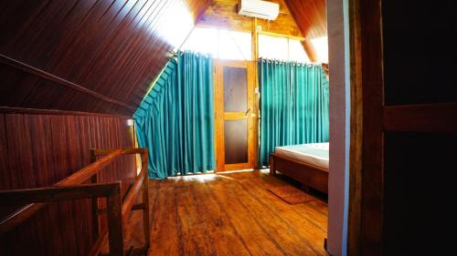 Sigiriya Hotel | Jungle Crown Cabin