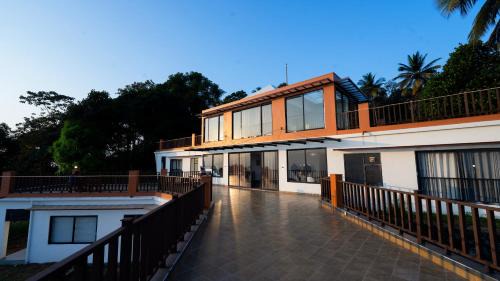 Kedavur Hotel | Jungle Drive Resort Vayalada