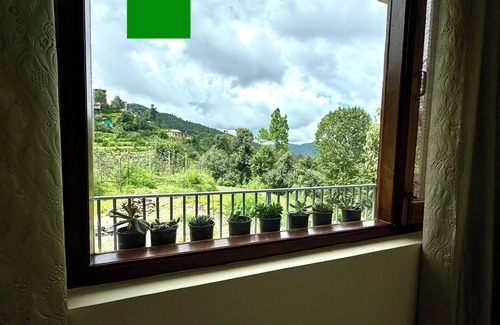 Kaul Villa | Jungle Kinara Hill View 3 BHK By Homeyhuts