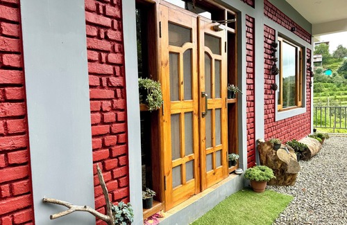Kaul Villa | Jungle Kinara Hill View 3 BHK By Homeyhuts