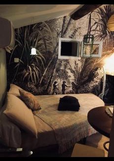 6th Arrondissement Apartment | Relax at Jungle Spa with Oceanfront Views and Hot Tub