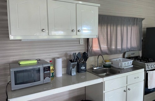 Naranjito Apartment | Treehouse Retreat: Private Hot Tub & Ocean View Awaits