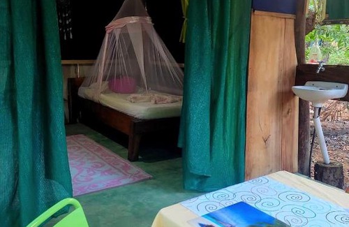 Paquera Other | Pet-Friendly Jungle Tent with Ocean Views in Paquera