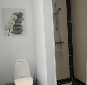 Praesto Bed & Breakfast | Enchanting Jungshoved Præstegård B&B with Ocean Views