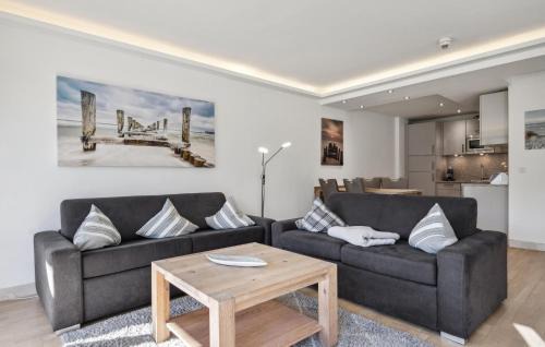 Prora Apartment | Discover Junior: 5-Star Oceanfront Retreat with Pool