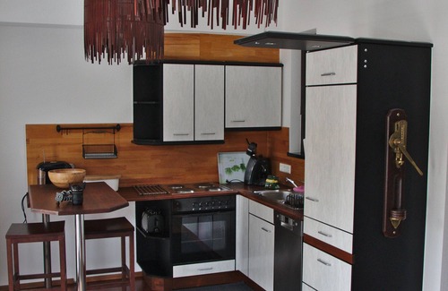 Sasbach am Kaiserstuhl House | Junior Suite Girardi with Mountain View & Pool Amenities