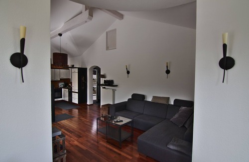 Sasbach am Kaiserstuhl House | Junior Suite Girardi with Mountain View & Pool Amenities