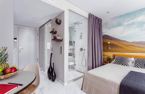 Bahnhofsviertel Apartment | Cozy Junior Studio Apartment with Kitchen Access
