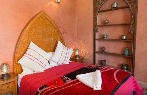 Ain Azlitan Bed & Breakfast | Experience the Junior Suite at Riad Layalina Fez with Pool