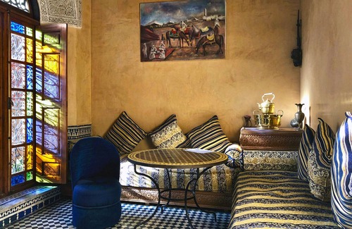 Ain Azlitan Bed & Breakfast | Experience the Junior Suite at Riad Layalina Fez with Pool