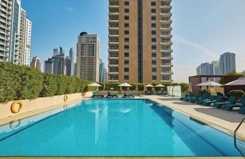 Al Rigga House | Junior Suite Near China Club with Family-Friendly Amenities