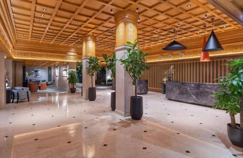 Al Rigga House | Junior Suite Near China Club with Family-Friendly Amenities