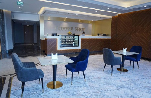 Al Qasimia Apartment | Comfortable Junior Suite Steps from Universal Sports Club