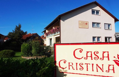 Bad Krozingen Apartment | Cozy Junior Suite No. 8.2 with Kitchen & Breakfast Included