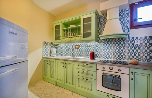 Polichrono Apartment | Experience Coastal Bliss at Sea View Polichrono Hotel
