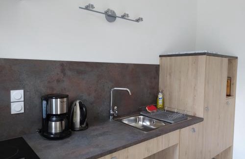 Crepon Apartment | Delightful Junior Suite at Manoir de Mathan, 10 min to Bayeux