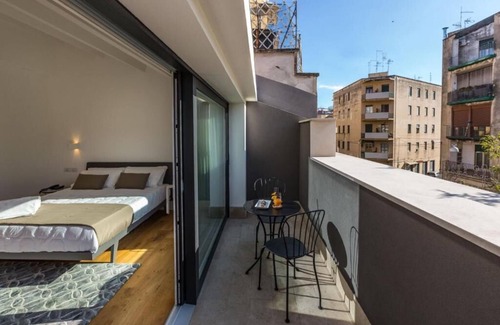 Catania City Centre Apartment | Exquisite Junior Suite with Terrace & Complimentary Breakfast