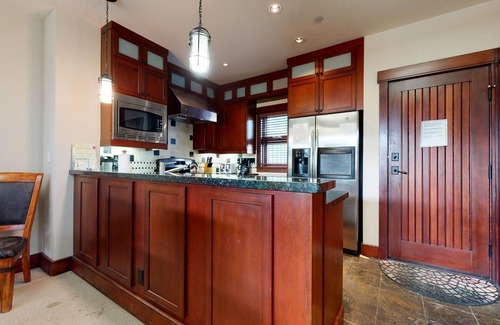 Mammoth Lakes Cabin | Escape to Juniper Crest: 3-Bedroom Townhouse Retreat