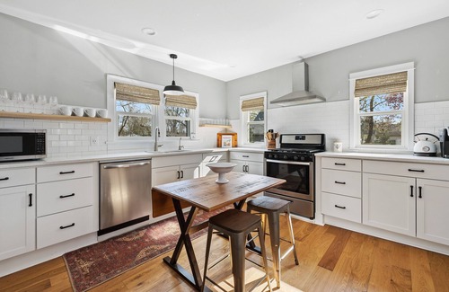 Three Oaks House | Discover Juniper: Cozy Guesthouse with Hot Tub, Near Downtown