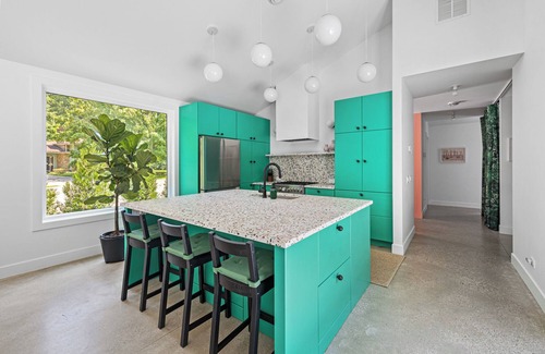 Harbert House | Guest Rated 10/10: Modern Harbor Retreat with Pool & Spa