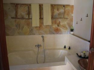 Kutuh Kaja House | Discover Junjungan Ubud Hotel and Spa with Ocean Views