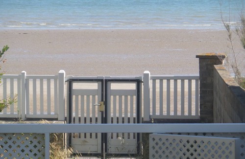 Saint-Regnobert-de-la-Cote-de-Nacre House | Accessible Beach Retreat with Pool and Spa Amenities