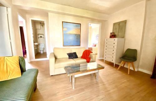 Pio XII Apartment | Relaxing Retreat Near the Old Town with Terrace Access