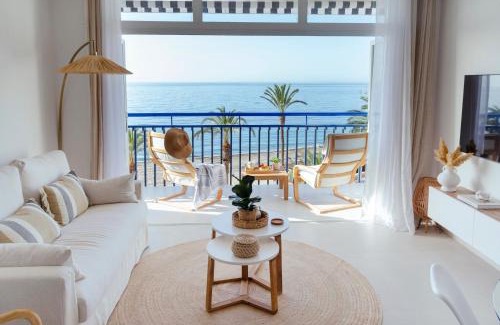Aguadulce Apartment | Experience Oceanfront Bliss at La Orilla, Rated 10/10!