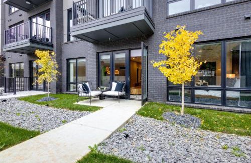West End House | Discover Jupiter - Odyssey: Family-Friendly in Midtown