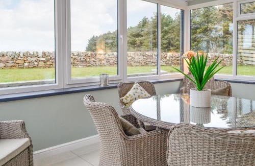 Foss House | Exceptional Jura Hotel: Family-Friendly with 9.8 Rating