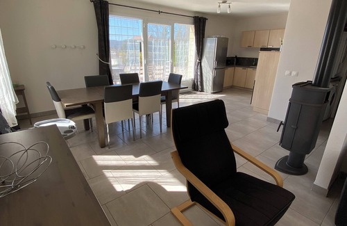Marigny House | JURA - Lac de Chalain - Recent house with swimming pool PMR 6 persons