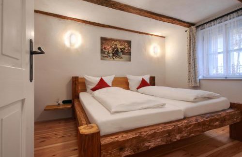 Dietfurt Apartment | Highly Rated Jurahaus Pröll in Ottmaring Awaits You