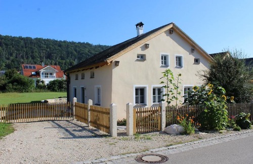 Dietfurt Apartment | Highly Rated Jurahaus Pröll in Ottmaring Awaits You