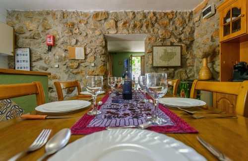 Torres Cottage | Relaxing Jurinea House with Private Pool and Spa Amenities