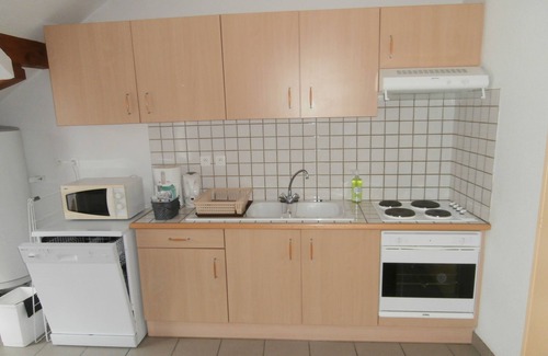 Saint-Colomban-des-Villards Apartment | Conveniently Located Apartment with Scenic Views Near Sybelles