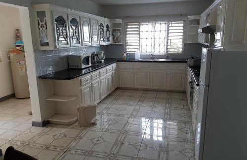 Mammee Bay House | Cozy Retreat: Jus4U-1 Your Home Away From Home