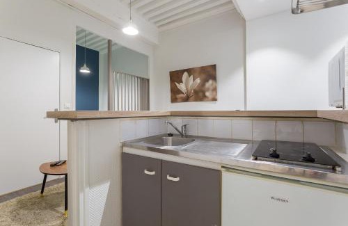 Old Lyon Apartment | Ideal Getaway for 6 in the Heart of Vieux Lyon