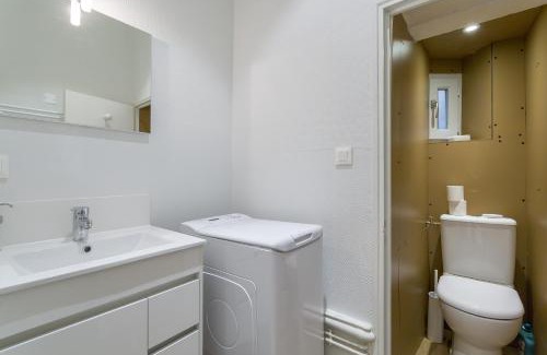 Old Lyon Apartment | Ideal Getaway for 6 in the Heart of Vieux Lyon