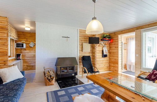 Kaavi House | Relaxing Lake View Retreat at Jussinlahti by Interhome