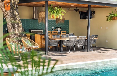 Sardinal House | Just 10 minutes to the pacific Ocean