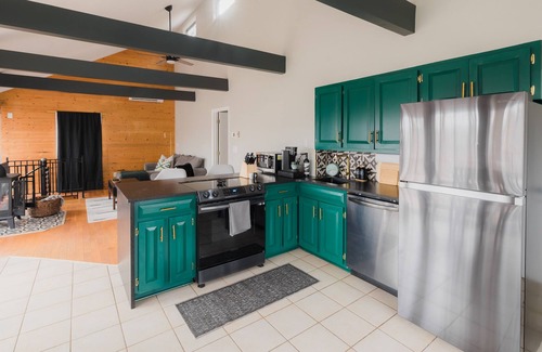 Mill Ridge House | Pet-Friendly Retreat Near Sugar Ski Mountain & Boone!