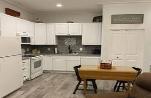 Easley House | Ideal Retreat Near Clemson & Greenville with Ocean View