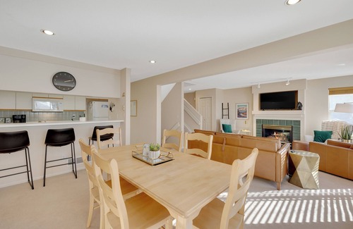 Frisco House | Conveniently Located Near Frisco Main St and the Marina
