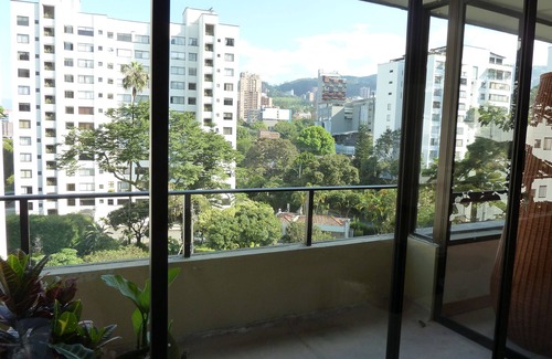 La Florida Apartment | Steps from Park Lleras: Guest Rated 10/10 with Spa & Breakfast