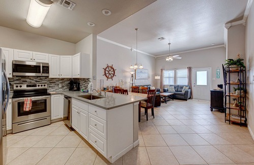 Safe Harbor Condo | Steps to the Beach with a Community Pool for 8 Guests!